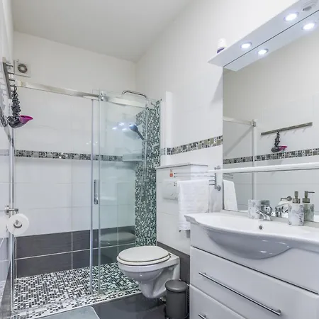 Lejlighed Slavica-new-with Jacuzzi