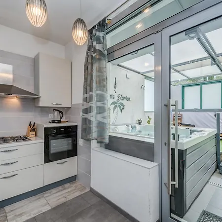 Apartamento Slavica-new-with Jacuzzi *