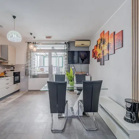 Slavica-new-with Jacuzzi *