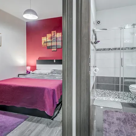 Slavica-new-with Jacuzzi Apartment